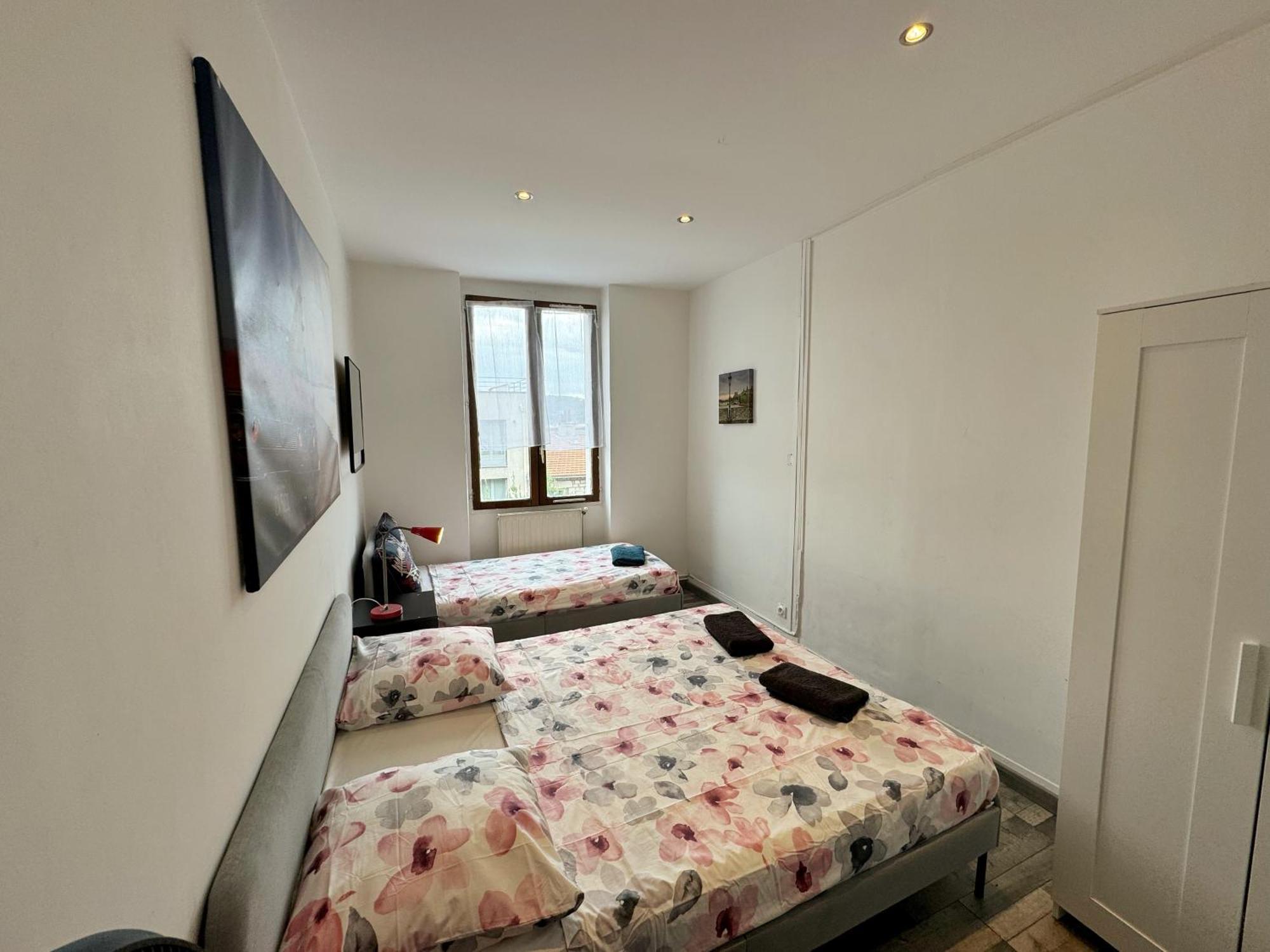 012 Chic & Cosy F2 34M2 Hypercentre Wifi Smart Tv Netflix Apartment Saint-Etienne  Luaran gambar